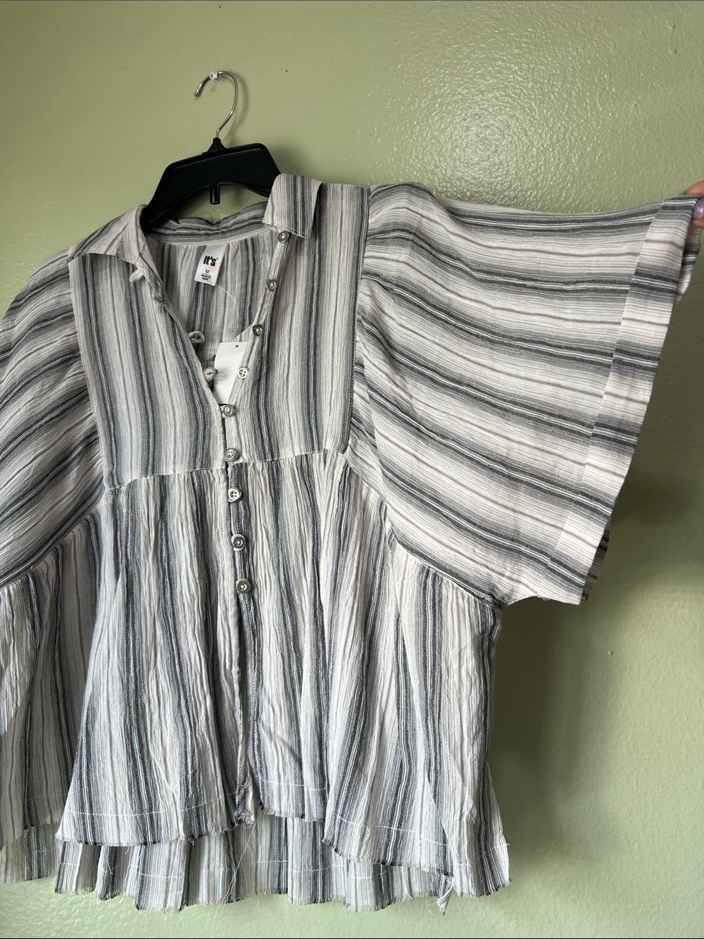Women's Striped Button-Front Blouse - Gray/White
